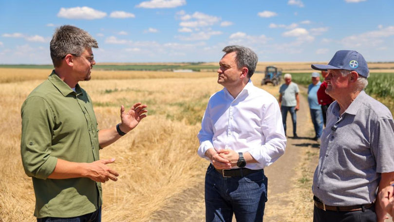 O gospodărie agricolă din satul Taraclia, vizitată de Dorin Recean