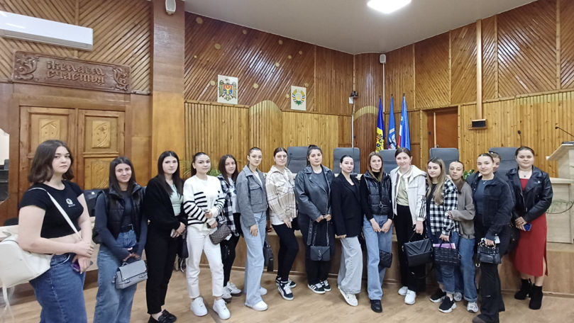 Rolul tinerilor în procesul de aderare la UE, discutat la Comrat