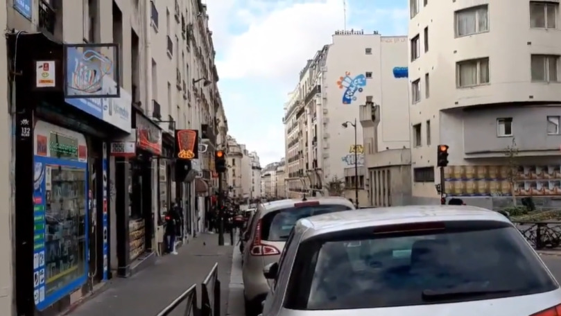 По словам очевидцев, вооружённый мужчина не успел никому причинить вреда.