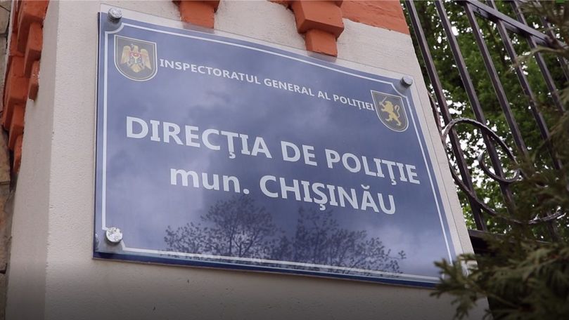 Peste 50 de persoane date în urmărire penală, reținute de polițiști