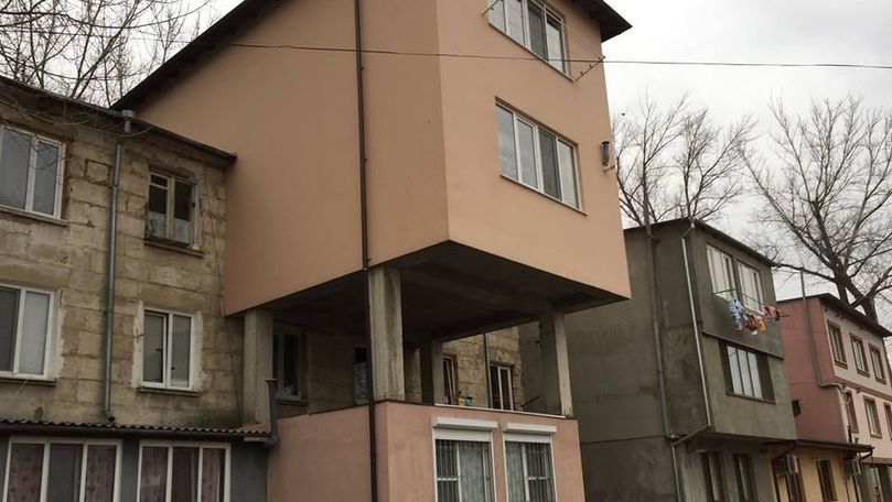 Chișinăul, invadat de balcoane extinse, geamuri și mansarde