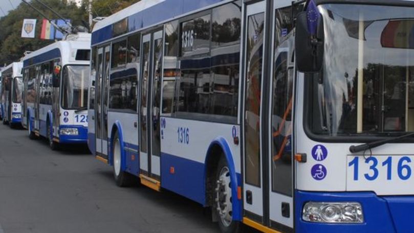 Ce spun locuitorii din Ialoveni despre ruta de troleibuz lansată