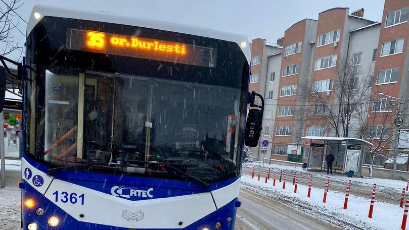 Ruta de troleibuz 35 circulă pe traseu modificat din cauza ninsorii