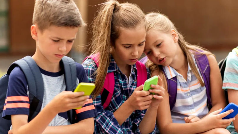 De ce copiii sub 6 ani nu trebuie să aibă acces la dispozitive digitale