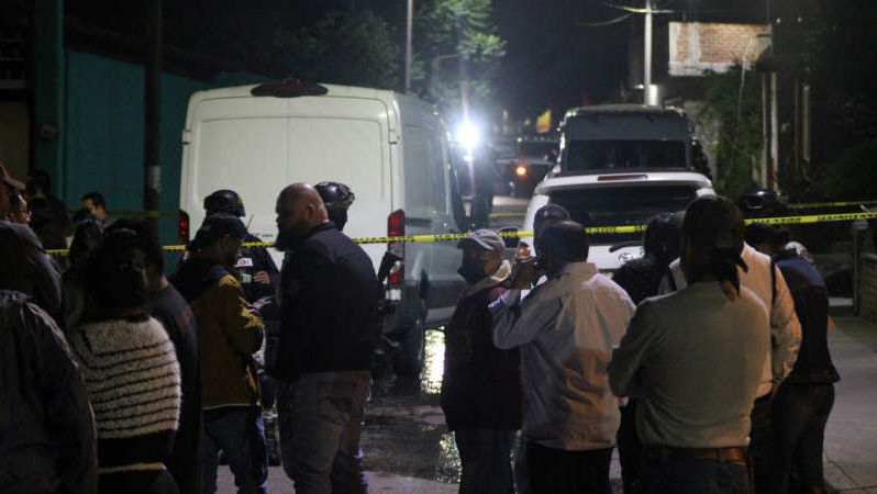 Mexic: Zece bărbaţi au fost împuşcaţi într-o sală de biliard