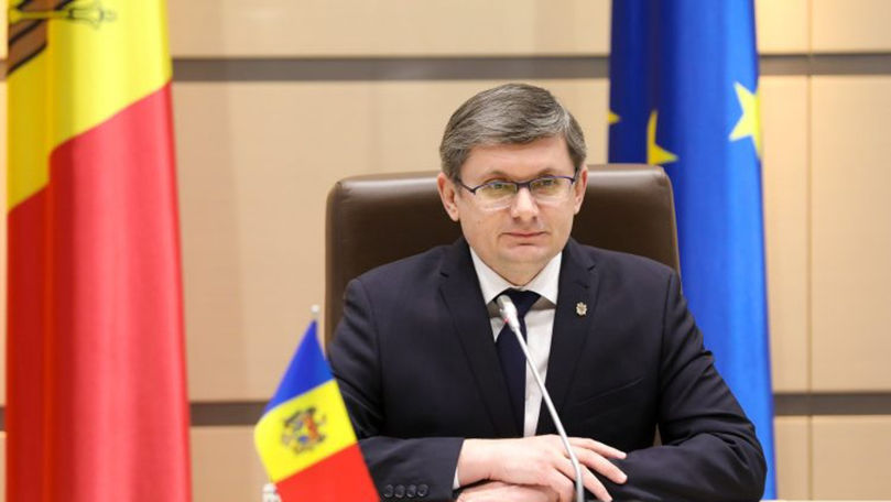 Grosu îndeamnă diaspora să se înregistreze pentru alegerile din toamnă