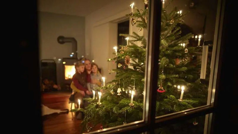 Recomandările IGSU privind instalarea și decorarea pomului de Crăciun