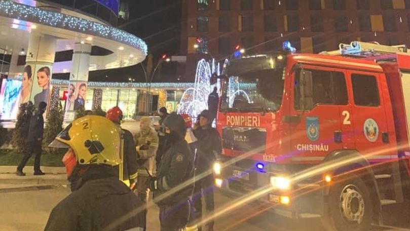 Alertă falsă cu bombă la un mall din Chișinău: Toată lumea, evacuată