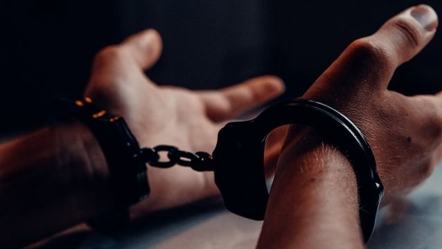 Tâlhărie în Capitală: Un bărbat, reținut după ce a jefuit un bătrân