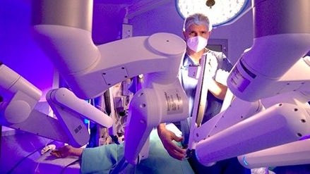 Tratament chirurgical minim invaziv pentru afecţiunile prostatei