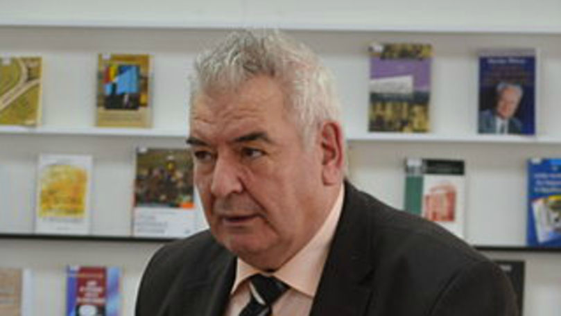 Academicianul Mihai Cimpoi împlinește vârsta de 79 de ani