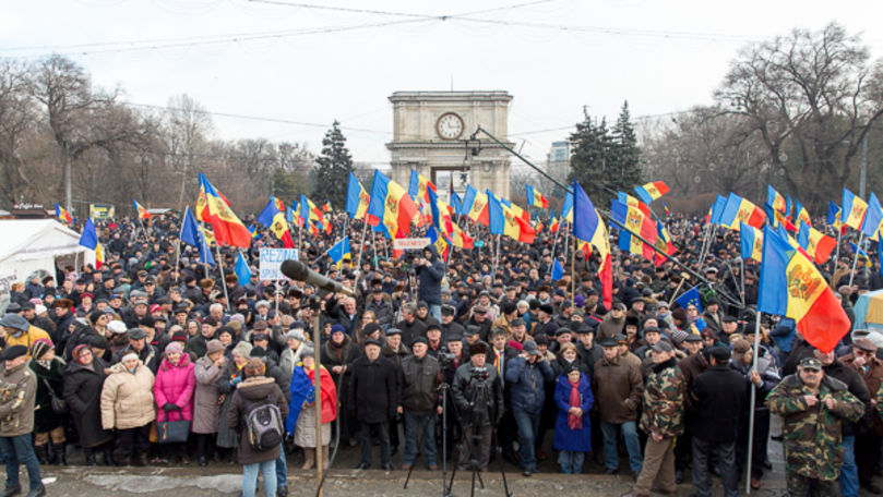 Verzii din Moldova cheamă la proteste fără violențe