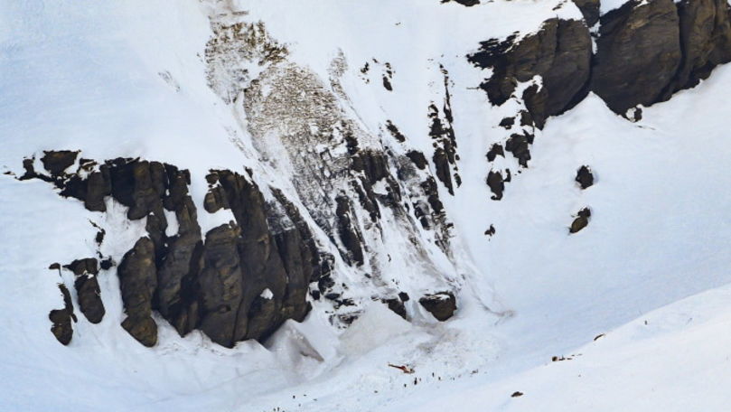 Patru alpiniști germani au murit într-o avalanșă în Elveția
