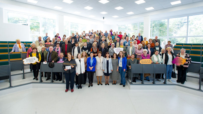 Chișinău: Seniorii încep un nou capitol la Universitatea Vârstei a Treia