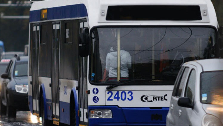 Troleibuzele nr. 17 și nr. 22, redirecționate pe bulevardul Decebal