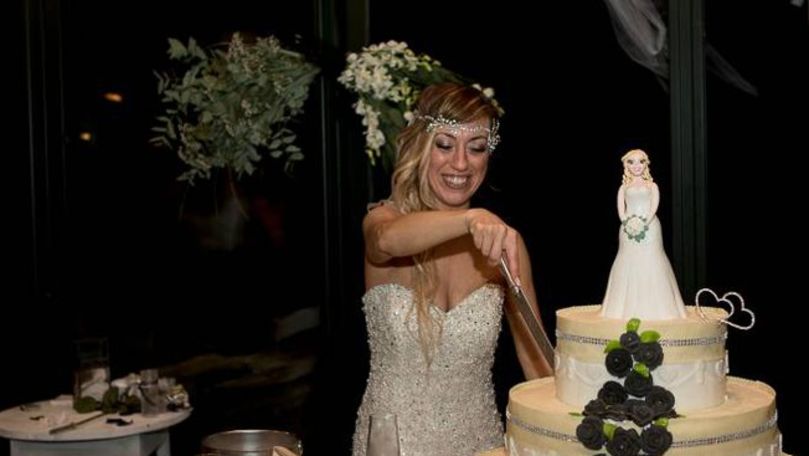 O femeie s-a căsătorit cu ea însăși într-o ceremonie spectaculoasă