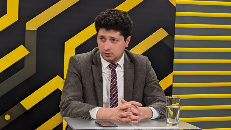 Мариан: Закон о гражданстве изменили из-за лавины заявлений от россиян.