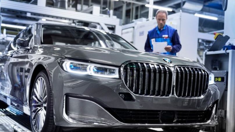 BMW a dat startul producției noului Seria 7 Facelift