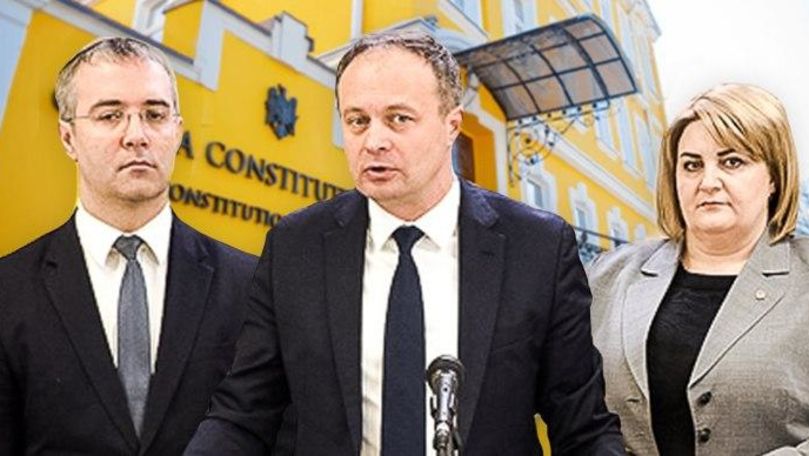 Депутаты Pro-Moldova пришли в КС, чтобы оспорить условия кредита с РФ. Фото: Point.md