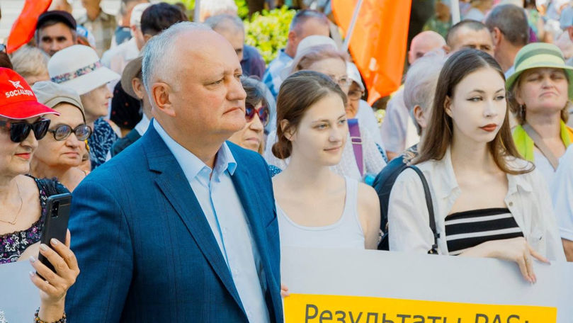 Protest la MAIA. Liderul PSRM: Munca agricultorilor trebuie respectată