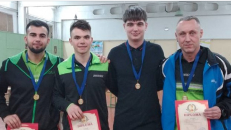 Echipa Topspin USM a câştigat campionatul Chişinăului la tenis de masă