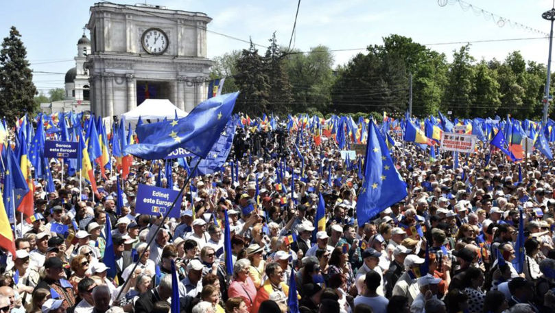 Presa germană: Niciodată țara n-a fost atât de mult în centrul atenției