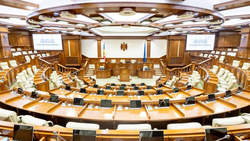 Expert: PAS are tot mai puține șanse să obțină majoritatea parlamentară