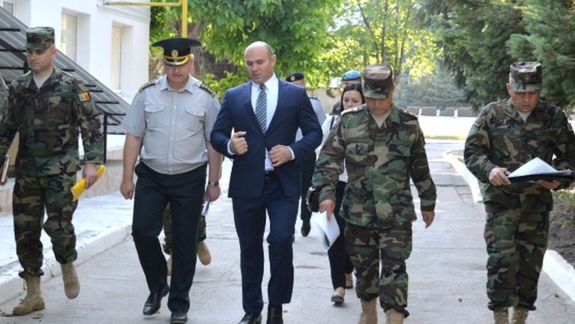 Pavel Voicu a inspectat lucrările de raparație la Tabăra Militară 142