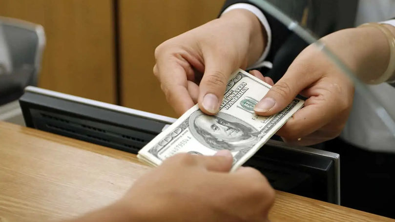 Curs valutar 29 iulie 2025: Cât valorează un euro și un dolar