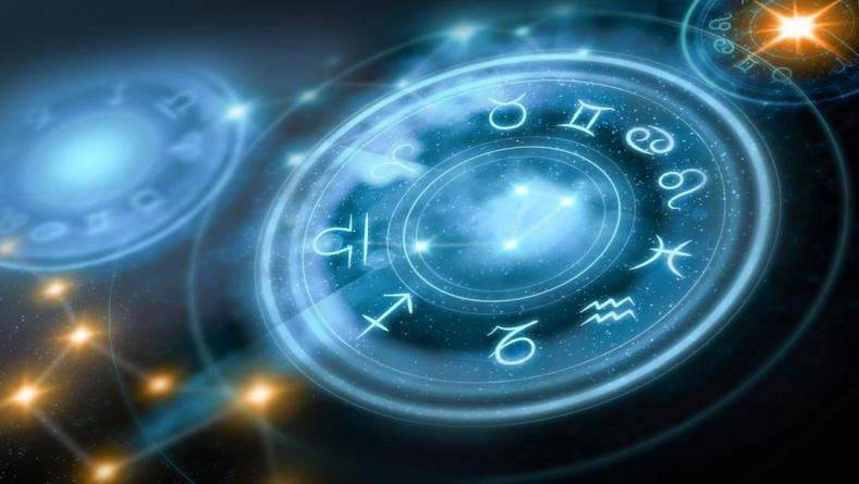 Horoscop 13 noiembrie 2022: Berbecii primesc un cadou de la Univers