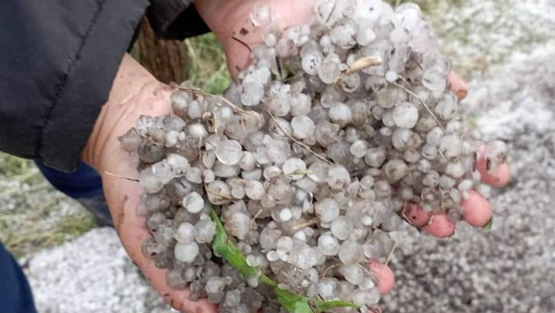 În localitatea Boghiceni din R. Moldova a plouat cu grindină