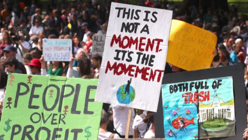 Planeta intră în grevă: Oamenii protestează împotriva schimbării climei