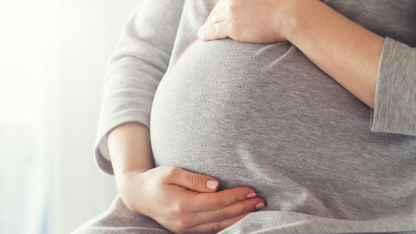 Unde și cum sunt tratate femeile însărcinate diagnosticate cu COVID-19