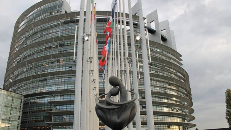 PE: UE va acţiona împotriva imixtiunii străine în alegeri