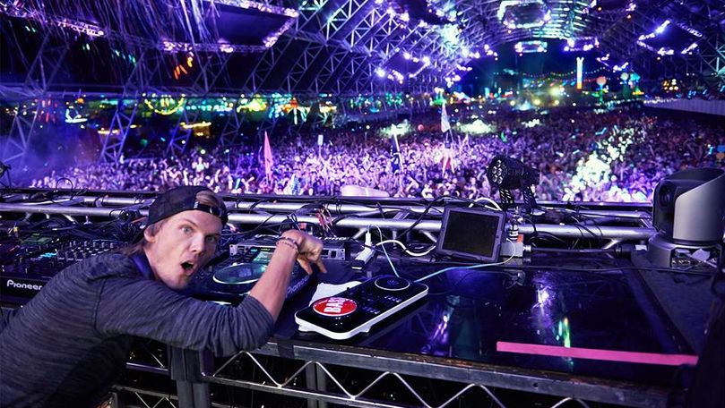 Unul dintre cei mai faimoşi DJ din întreaga lume, Avicii, a murit