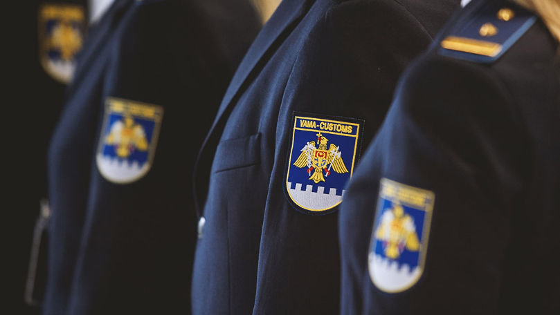 Avere nejustificată de 1,8 milioane de lei: Doi vameși, sub lupa ANI