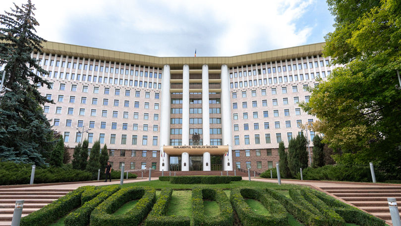 Ziua Ușilor Deschise la Parlament: Ce îi așteaptă pe vizitatori