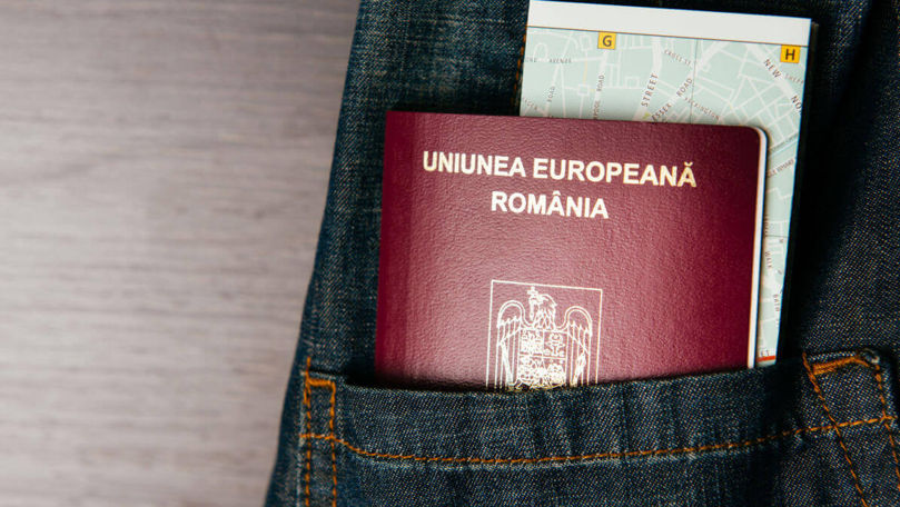 Ce pedeapsă riscă românii care și-au tăiat pașapoartele după alegeri