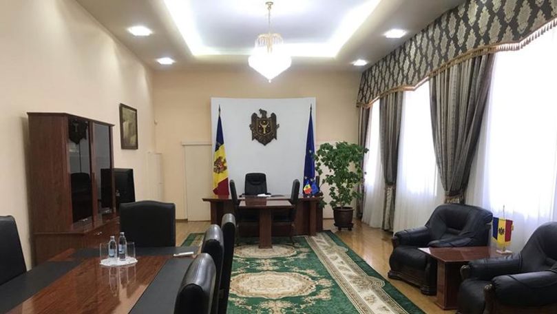 Cum arată biroul unde va munci ministrul de Interne, Andrei Năstase