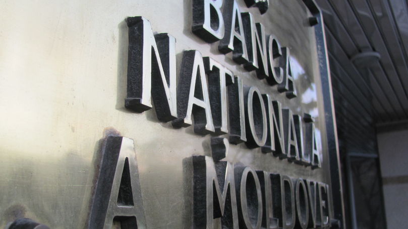 Rezervele valutare ale BNM s-au diminuat în februarie