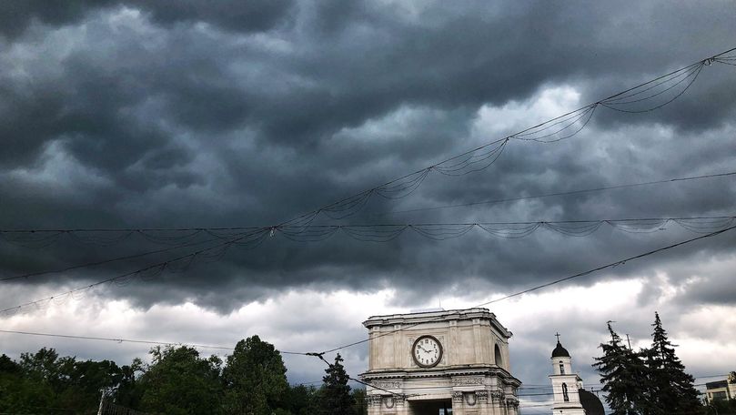 Meteo 27 mai 2020: Ploi pe tot teritoriul țării și maxime de +22 grade