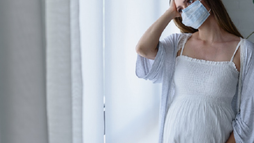 Zeci de femei însărcinate, infectate cu COVID: Procesul de vaccinare
