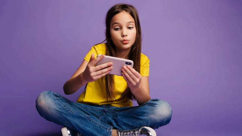 ONU: Telefoanele în școală sunt un adevărat pericol