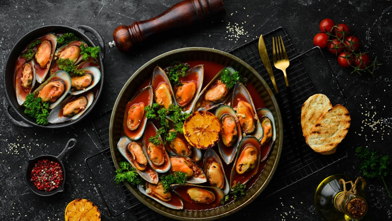 Midii cu sos de roșii. Un preparat mediteraneean, rafinat și aromat