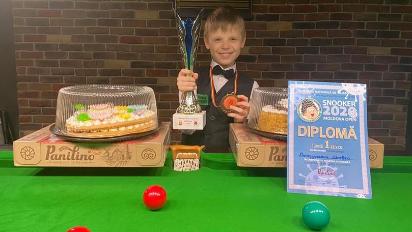 Un băiețel de 9 ani a câștigat Campionatul Moldovei la Snooker