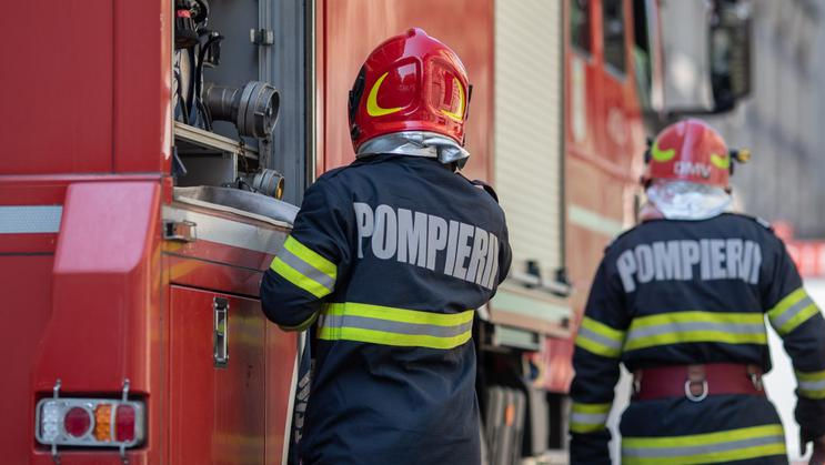 Incendiu într-un apartament din Chișinău: O femeie a murit