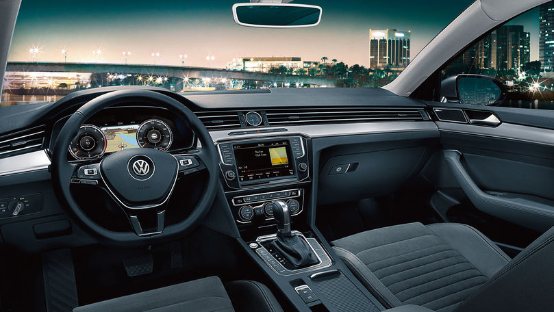 Limuzină de lux: Cum va arăta noul Volkswagen Passat 2019
