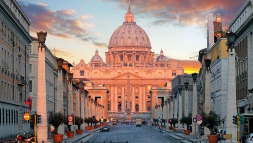 Alertă cu bombă la Vatican. Piața San Pietro a fost evacuată