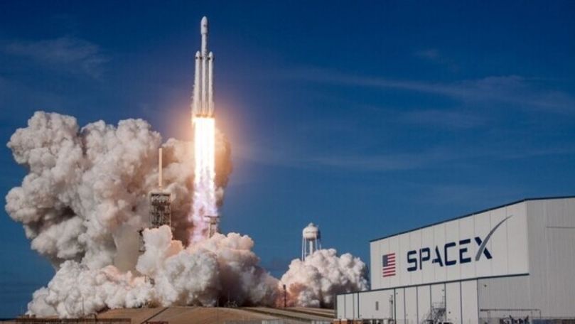 SpaceX trimite un echipaj către Staţia Spaţială Internaţională