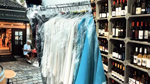 Moldoveni cu afaceri în Polonia: Haine pentru prima doamnă și vinoteci